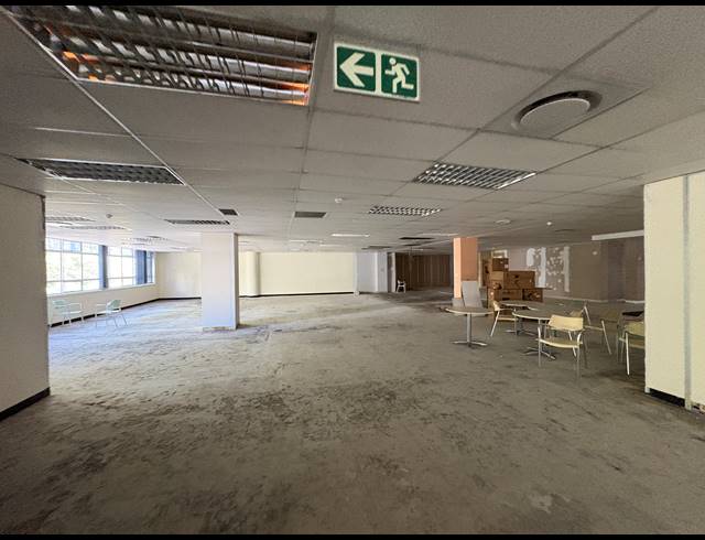 1,344M² OFFICE TO LET IN CLAREMONT